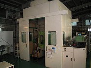 高速プレス：三菱HP-40（40トン）写真