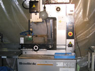 高速細穴放電加工機：ソディックK1C写真