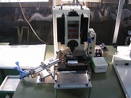 リレータンシ 接点カシメ機画像